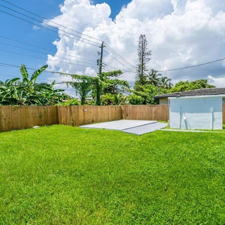 Unit 2 Cute Studio In North Miami Apartment Exterior photo