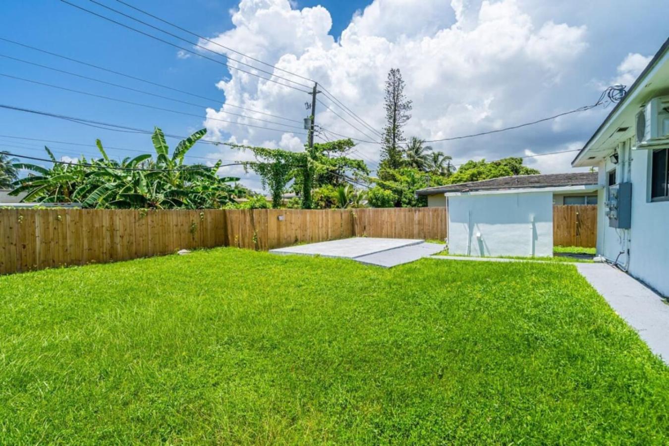 Unit 2 Cute Studio In North Miami Apartment Exterior photo