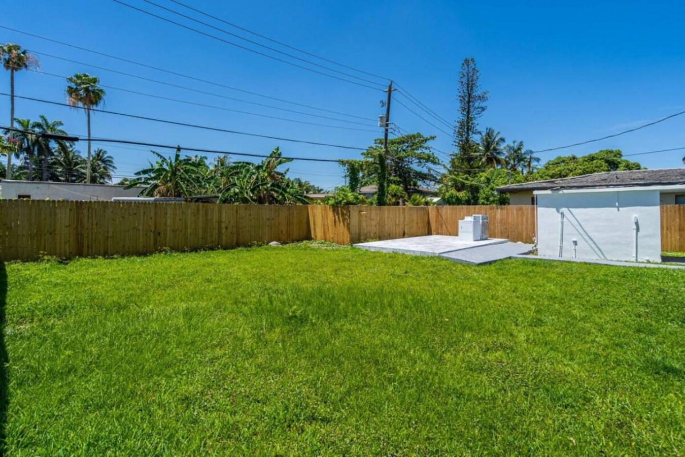 Unit 2 Cute Studio In North Miami Apartment Exterior photo